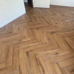 Callisto Visgraat 4200 Natural Oak Dark dryback pvc